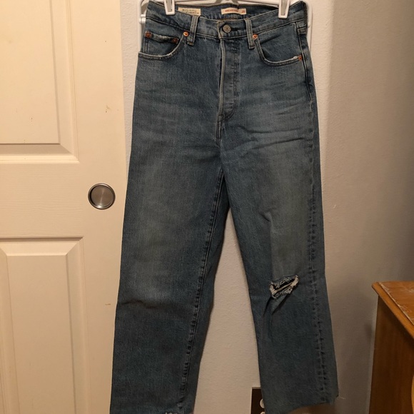 Levi's Pants - Levi’s boyfriend/form fitting jeans